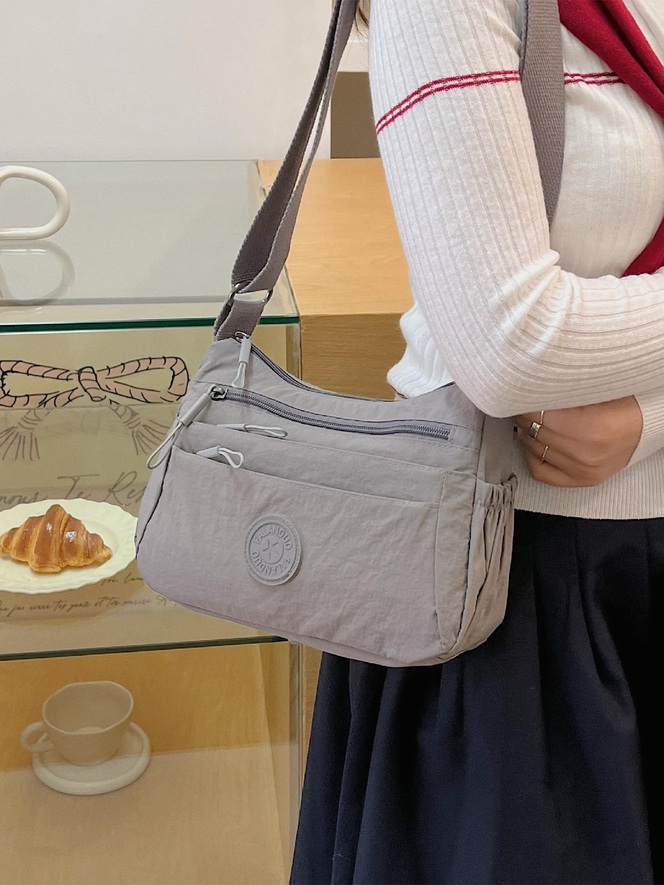 Lightweight Versatile Multifunctional Smooth Zipper Design Letter Decor Bag, Shoulder Crossbody Suitable for Daily Use Work Commute, Casual Crossbody Bag, Fashionable Crossbody Bag