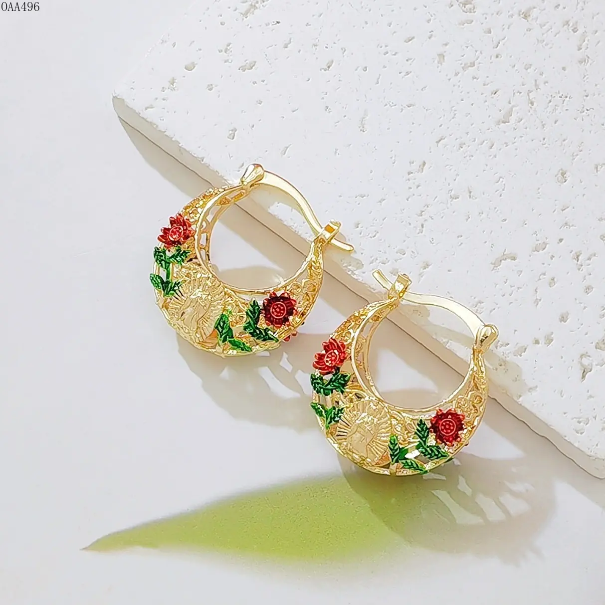European‑Style Virgin Mary Enamel Hoop Earrings, Gold‑Plated Hollow Ear Rings With Colorful Red‑Green Rose Patterns, Fashion Retro Ear Jewelry For Daily Matching And Party Occasion Styling