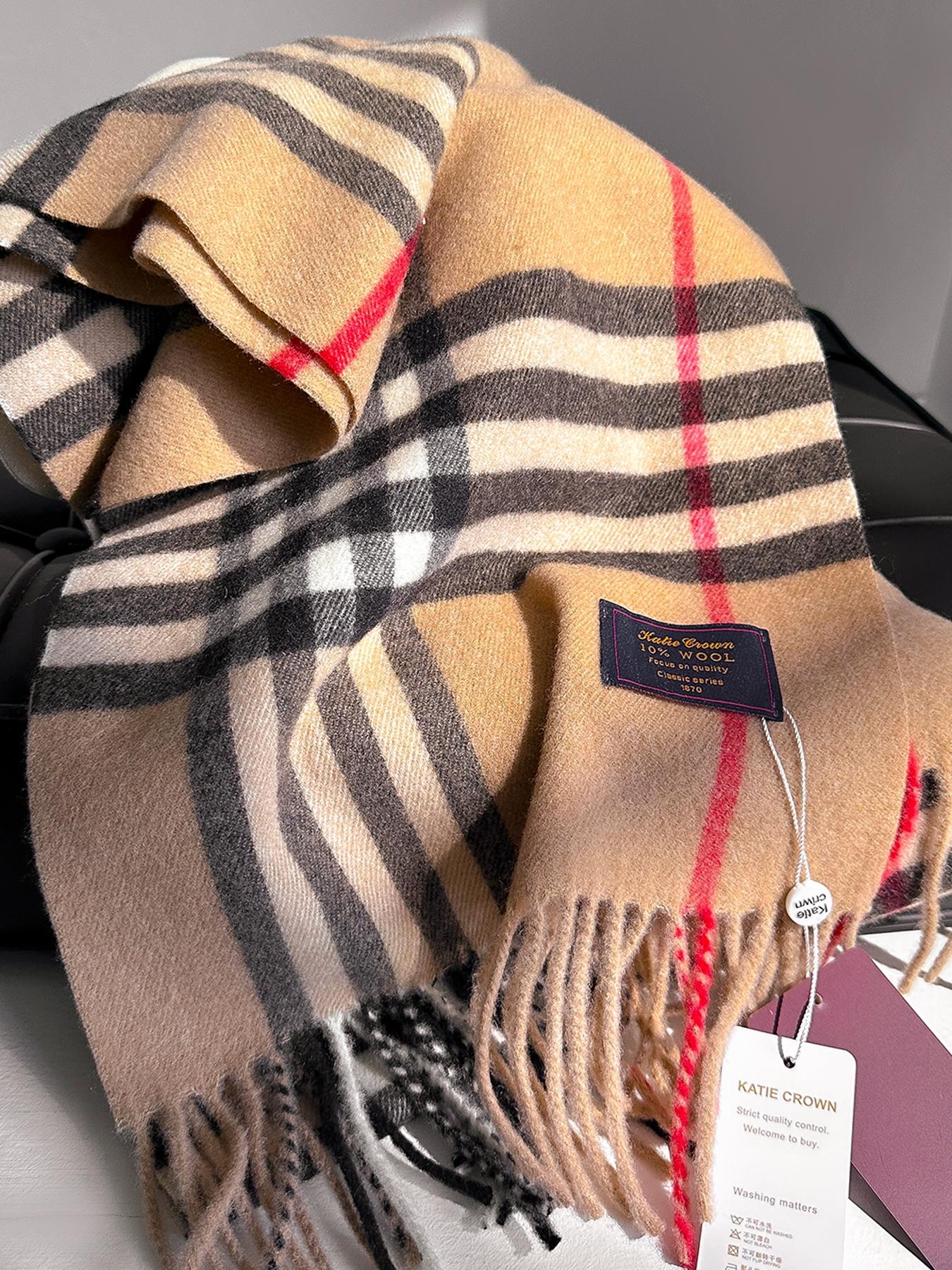 Women's Plaid Scarf for Fall & Winter, Casual Fitted Design, Warm Fashion Accessory for Daily Wear, Stylish Ladies' Wrap