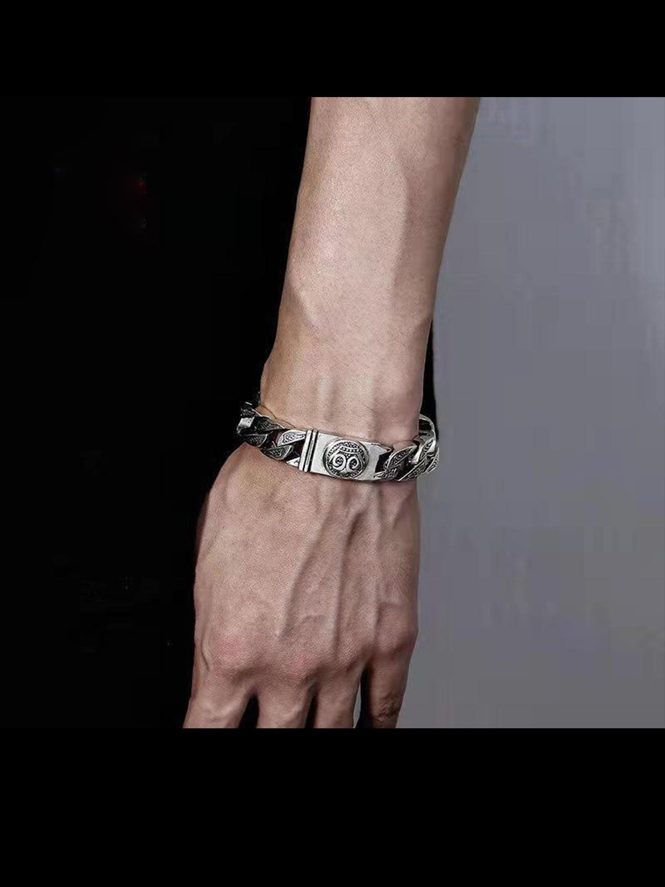 New Retro Men's Bracelet, Unique Fashion Motorcycle Friend Harley Totem Wristband, Bold and Rugged Style, Trendy Accessory for Men