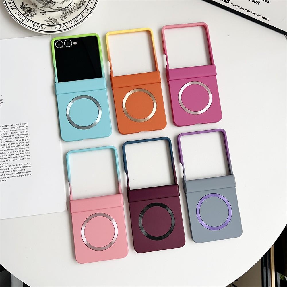 Gradient CD Pattern Phone Case for Samsung Galaxy Z Flip7/6/5/4/3, Wireless Charging Compatible, Hinge Protection, Anti-Slip Foldable Case