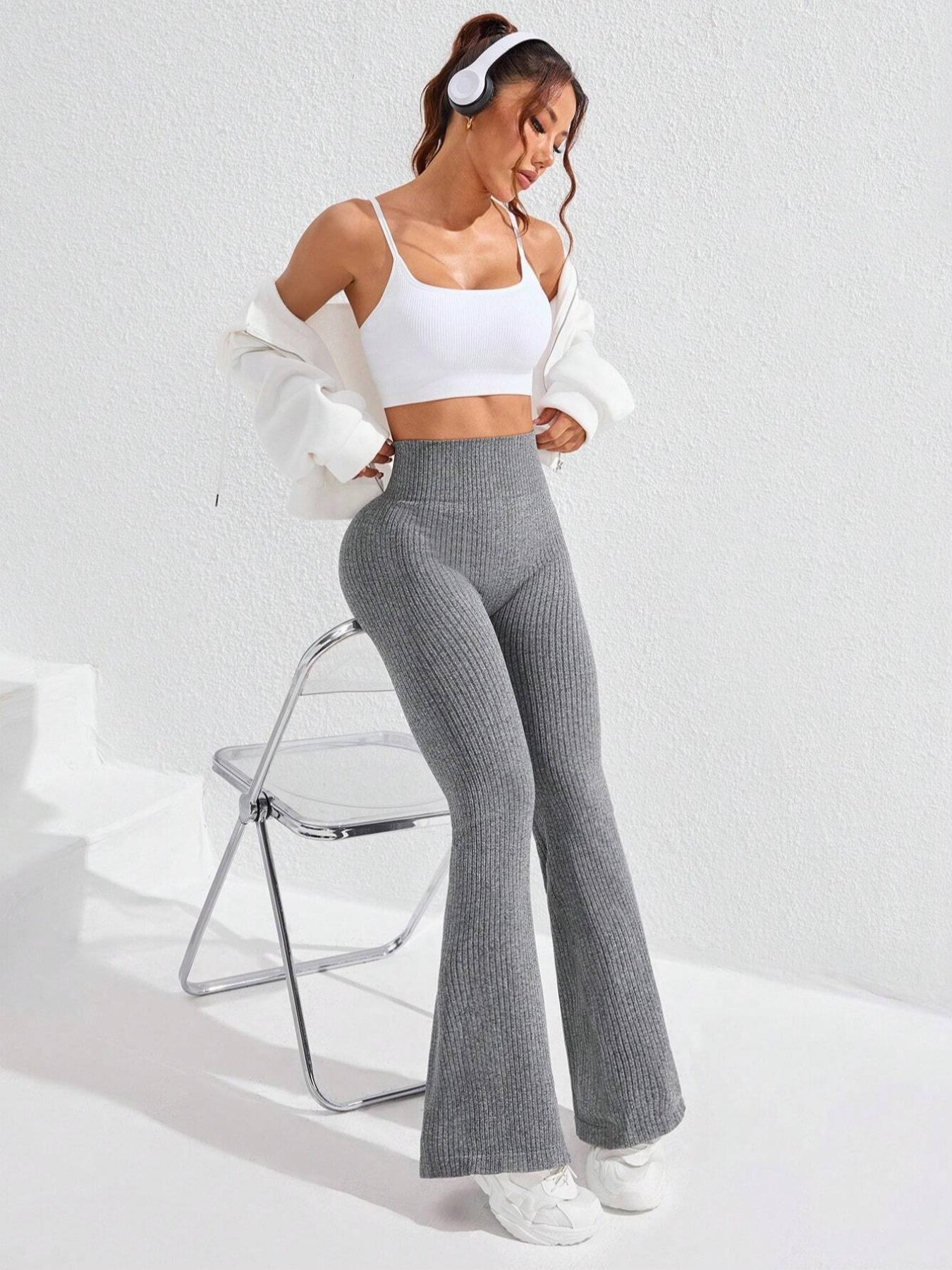 Women's High Waisted Tummy Control Flare Pants, Seamless Knit Butt Lifting Slim Fit Casual Leggings, Sporty Style for Gym Yoga Home Wear, Athletic Leggings, Solid Flare Leggings