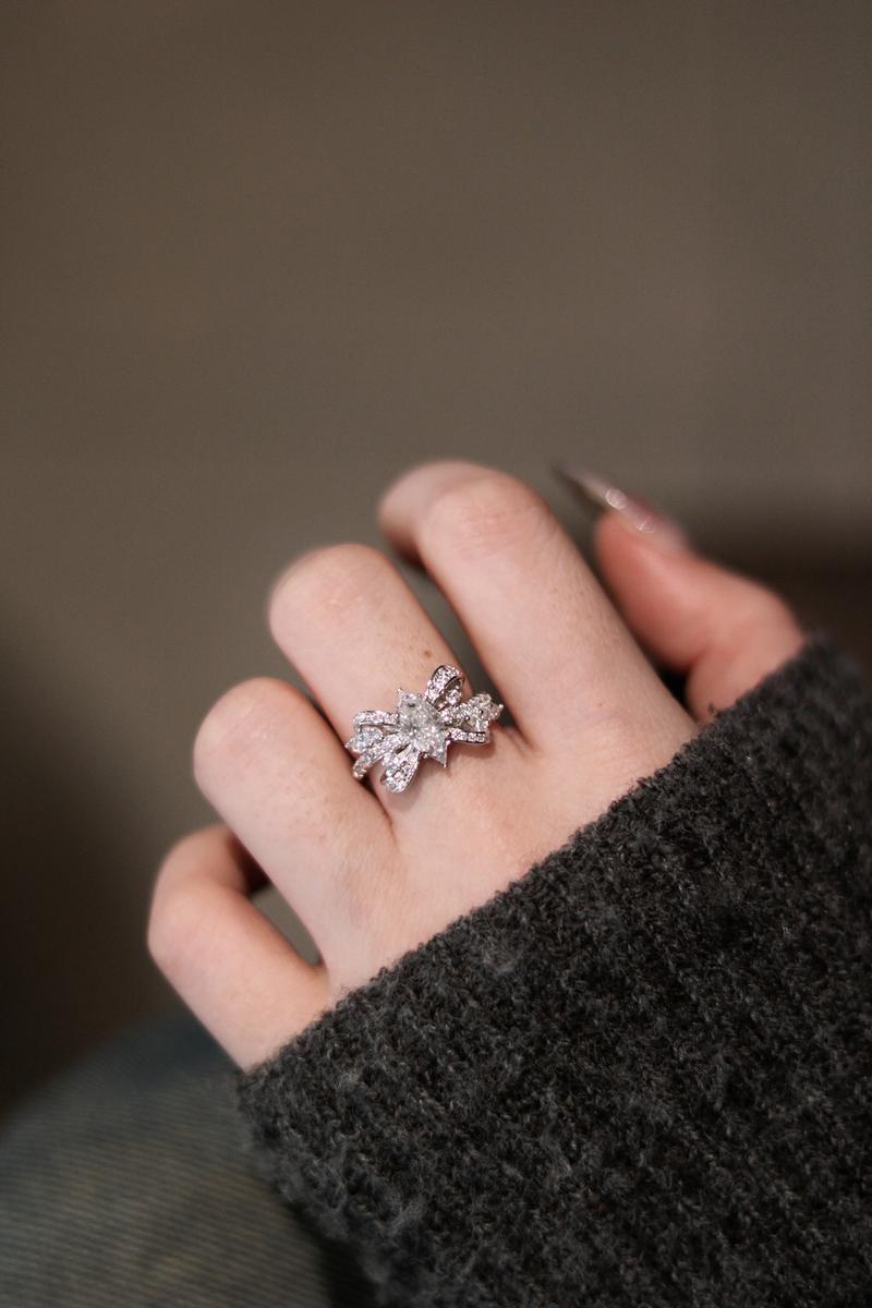 【#338 Charlotte】Luxury Bowtie Style Oval Cut 1CT Synthetic Moissanite Engagement Rings in 925 Sterling Silver Statement Ring