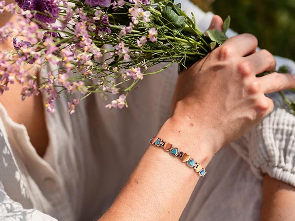 Jecanori Copper Bracelets for Women, 99.99% Pure Copper Magnetic Bracelets with Effective Neodymium Magnets, Adjustable Jewelry Gift with Sizing Tool Trendy Stack Bangle Elegant Minimalist Bangle