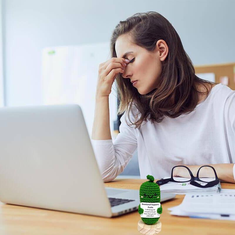 Emotional Support Pickle, Cute Crochet Pickled Cucumber Knitting Doll Handmade Crochet Doll Inspirational Gifts Ornaments Emotional Support Crochet Pickled Knitting Doll for Christmas Ornament Gift