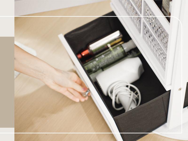 【Valentine's Day gift】Standing Rotable Mirror Cabinet, full-length mirror, adjustable lighting make up mirror, armoire, space-saving, large storage space, perfect gift idea White Decor