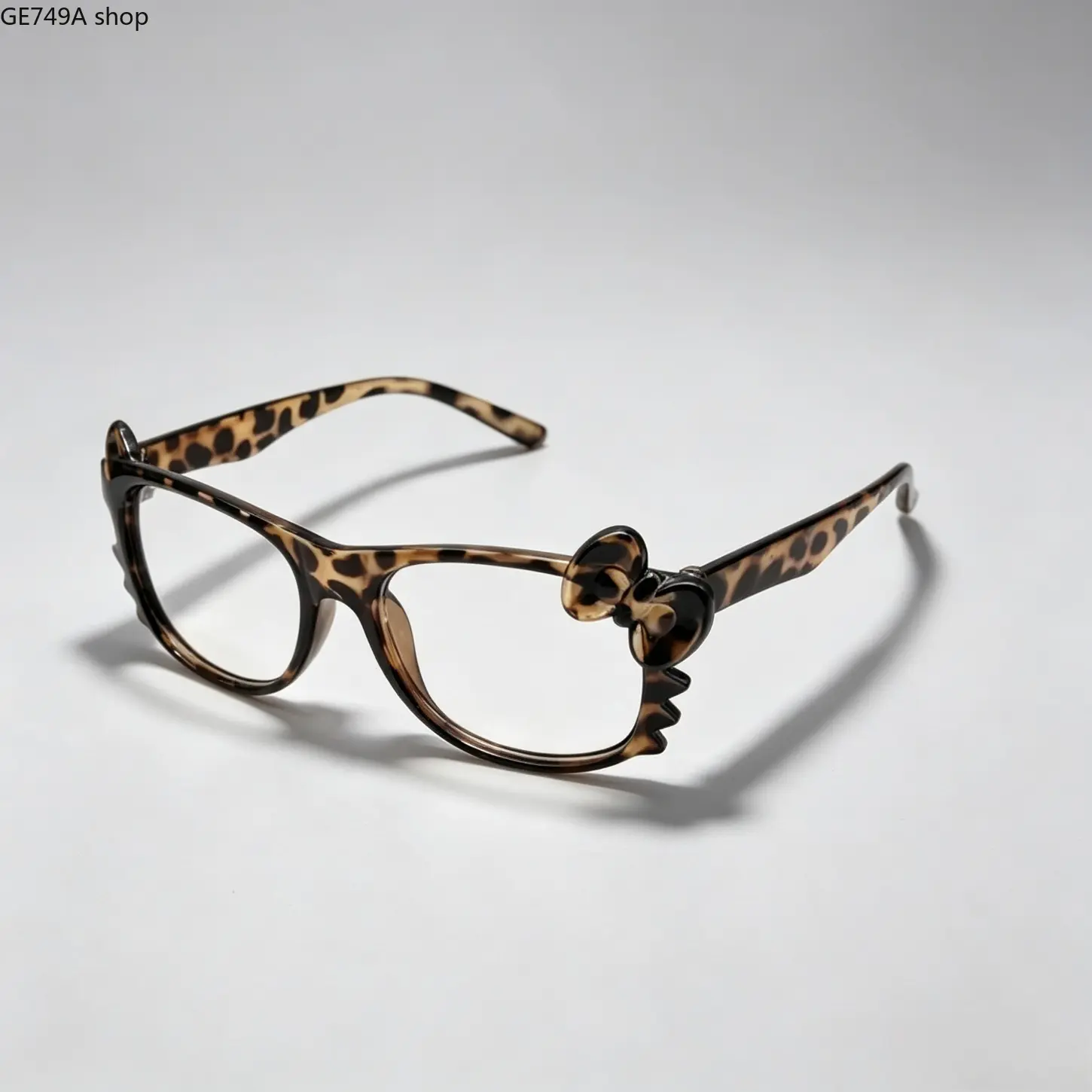 No Lens Glasses for Women Leopard Print Cute Cartoon Kitty Design Y2K Kawaii Decorative Fashion Eyewear for Daily Wear Party Cosplay, Aesthetic Alternative Apparel Headwear Ornaments Unique Gift