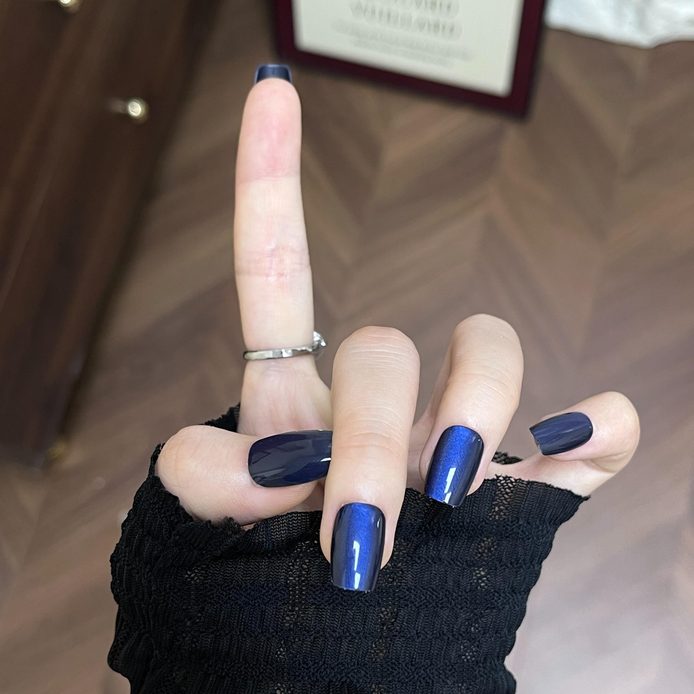 10 Pcs Short Ballet Press-On Nails, Solid Navy Cat Eye Glossy Nail Tips, Reusable with Jelly Glue and File, Perfect for Daily Use, Fake Nails, False Nail