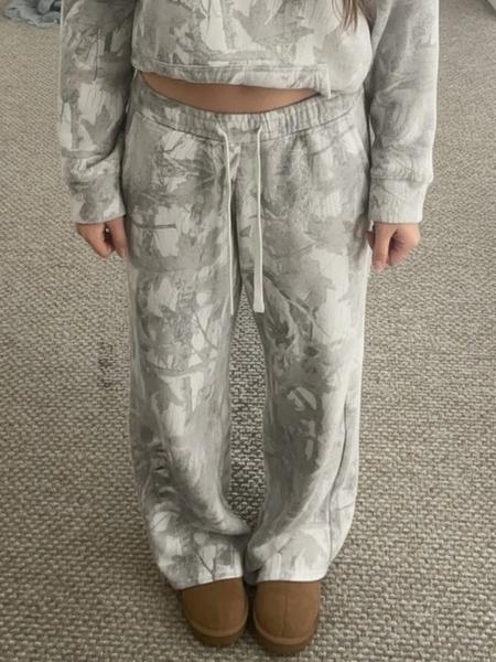 Women's Camo Print Drawstring Loose Fit Straight Leg Sweatpants, Casual Fashion Pants for Daily Wear & Outdoor Activities