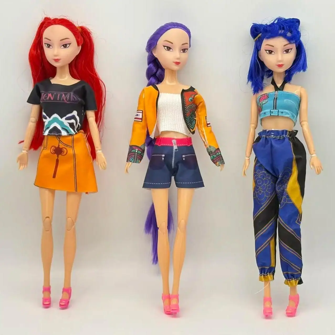 2026 New Model Girls' Gift Toy Princess Figurine Doll with Long Hair, Interchangeable Clothes, and Articulated Joints