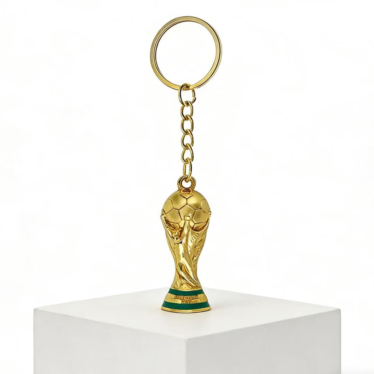 1pc 2026 World Cup Trophy Keychain, 3D Mini Replica Key Ring, Football Fan Souvenir Gift, Car Key Accessory, Backpack Charm for Soccer Lovers . Gold Plated Football Trophy Charm, Soccer Fan Gift, Car Key