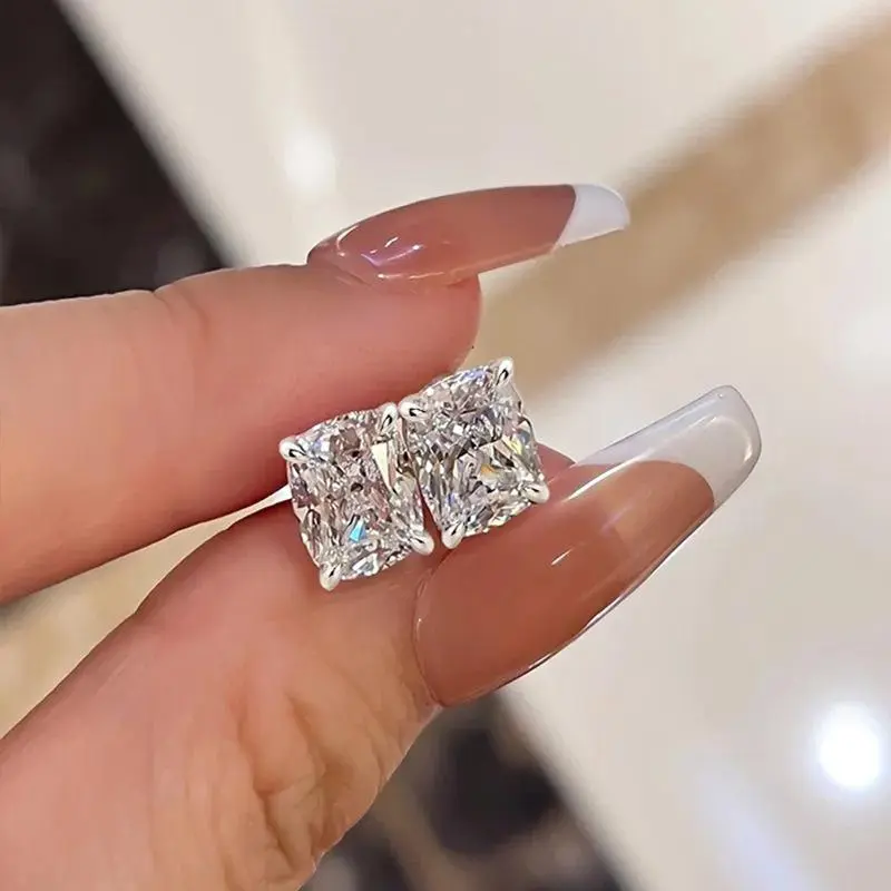 Womens Dazzling Square Zircon Stud Earrings Silver‑Plated Minimalist Geometric Style Niche Temperament Classic Earring Suitable for Daily Dating and Party Occasions Wonderful Holiday Gift Giving