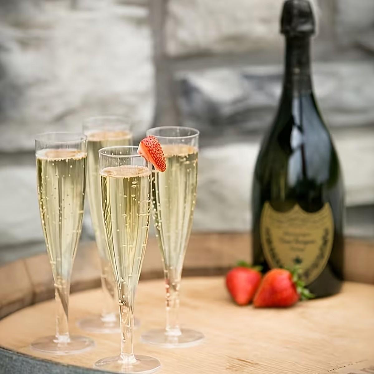 5/20pc transparent golden toasting champagne glass, cocktail glass, Martini glass, ice cream glass, dessert glass, 4.5 ounces. It is very suitable for use in birthday, family gathering, wedding toasting and festival occasions such as Thanksgiving, Christm