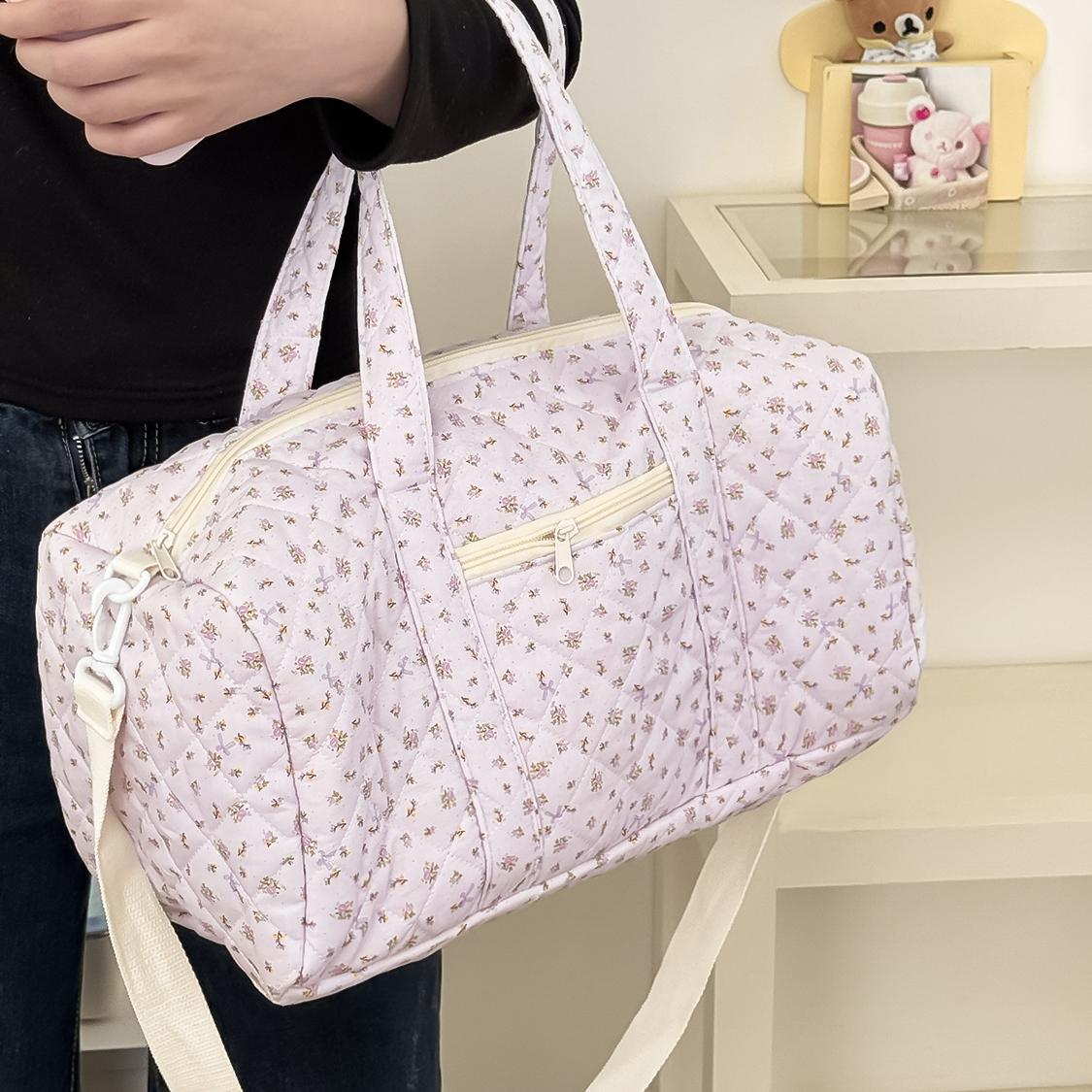 Instagram-style floral print soft quilted patchwork travel bag/gym bag with zipper; soft fabric weekend travel bag suitable for women.