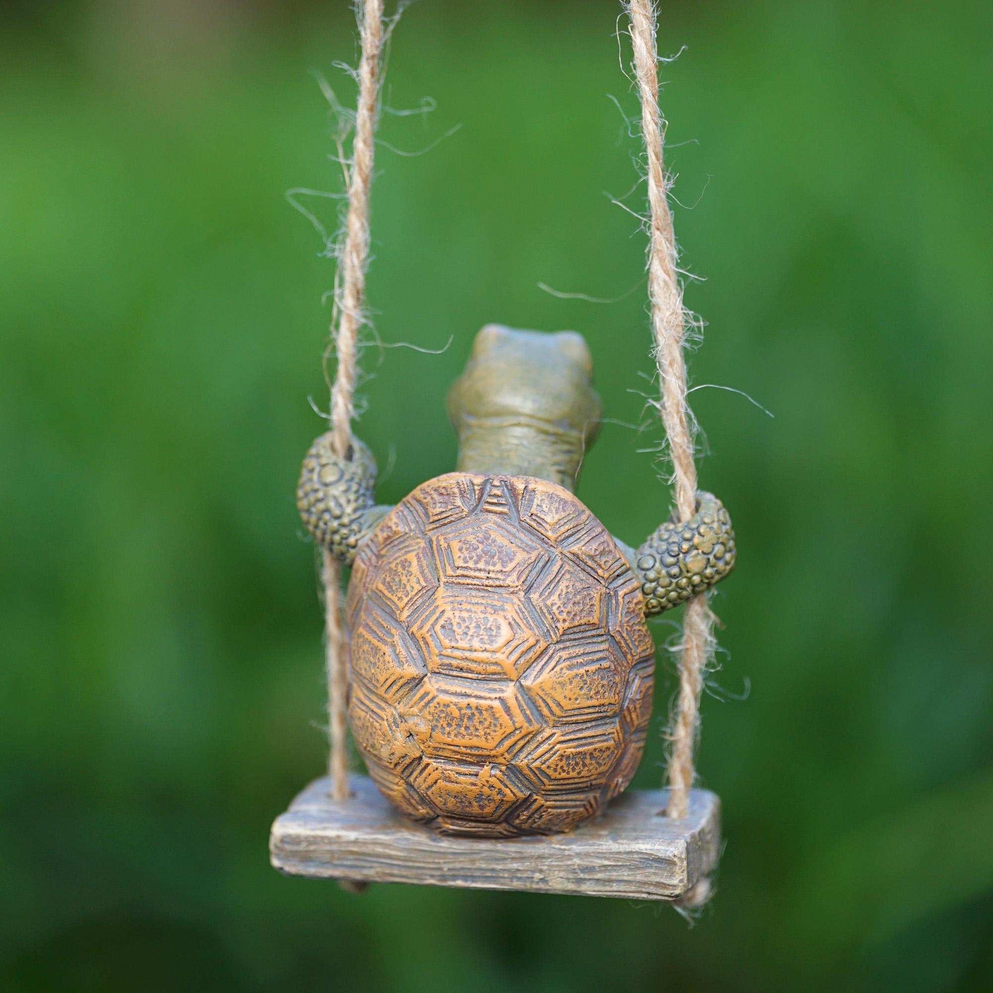 Creative Turtle Swing Garden Yard Decor, Cartoon Animal Resin Craft Ornament, Cute Hanging Decoration for Outdoor Patio