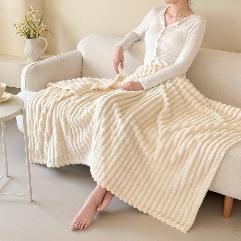 Solid Color Flannel Blanket, Soft Comfortable Throw Blanket, Soft Lightweight Blanket, Air-conditioned Room Blanket, Warm Nap Blanket for Home Office Travel,Christmas Gifts For GF