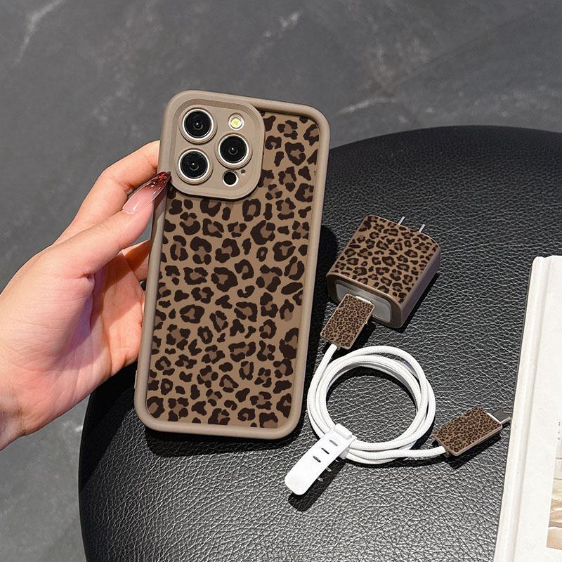 iPhone Case Set Leopard Print Design, Shockproof Phone Cover with Charger Protector & Cable Organizer Accessories for iPhone 15 Series