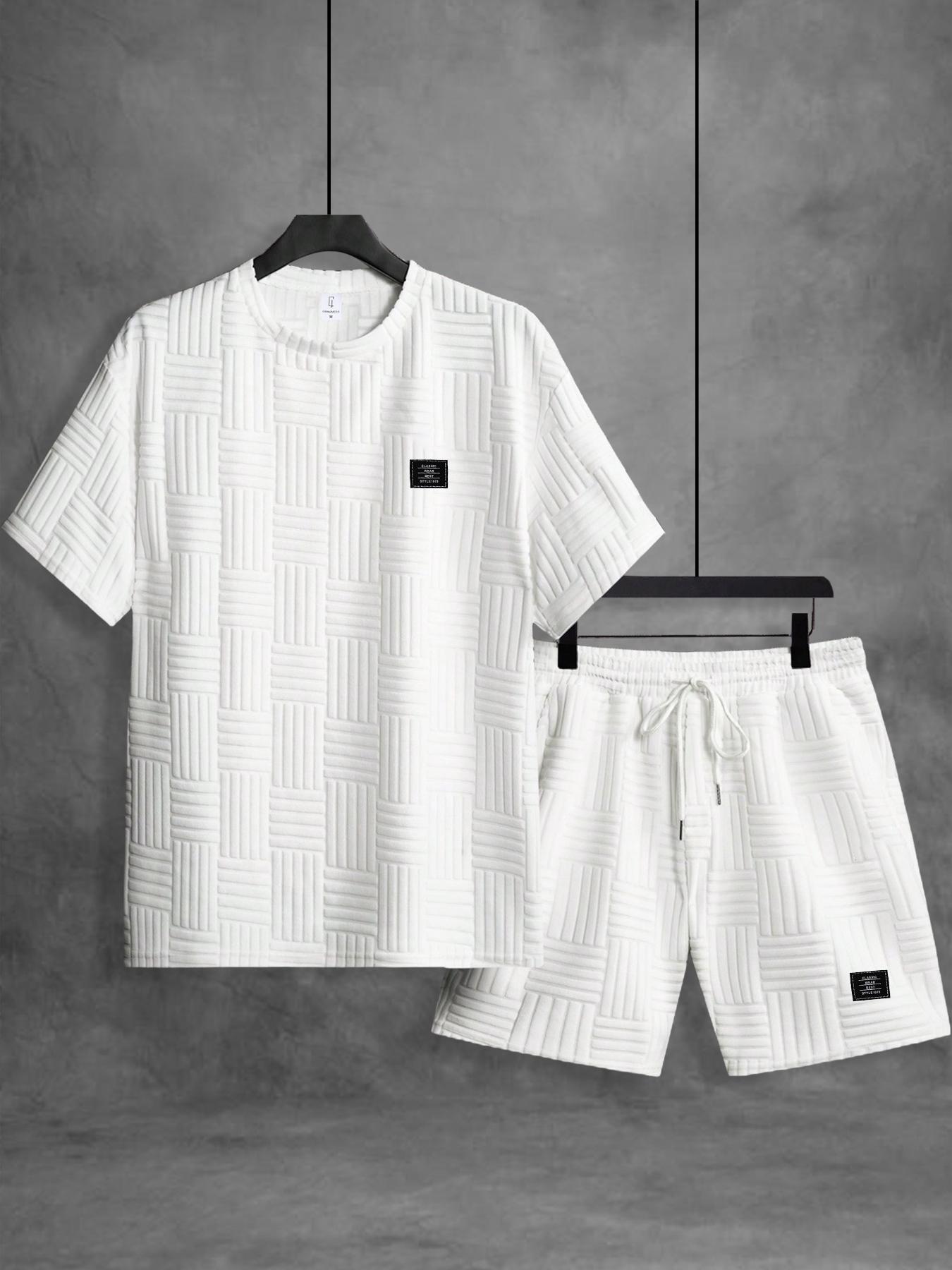 Men's Letter Patched Short Sleeve Tee & Shorts Loungewear Two-piece Set, Regular Fit Casual Comfy Round Neck T-shirt & Shorts Set, Men's Sleepwear for All Seasons