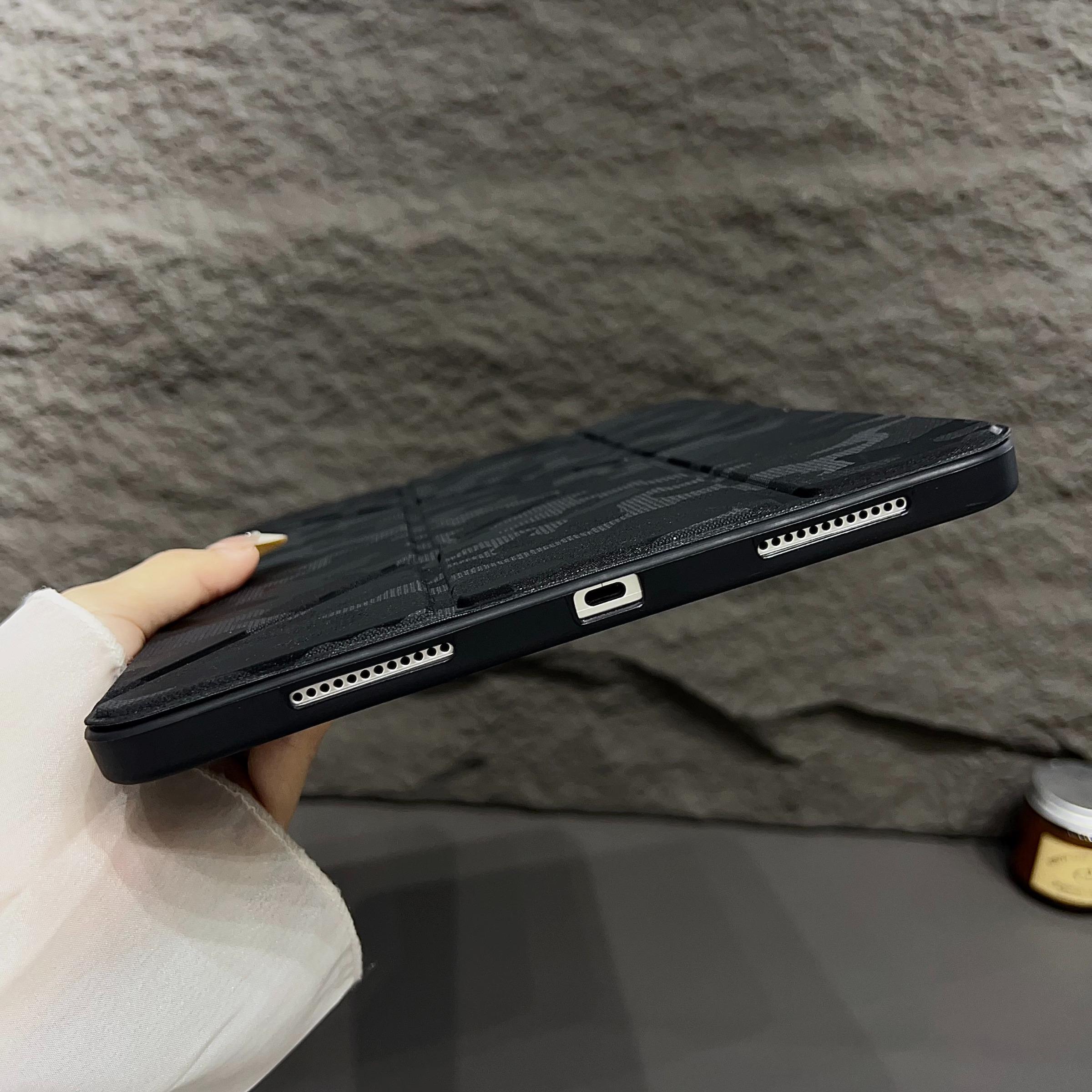 Creative Military Camo Foldable Tablet Case for iPad 11/10 Gen, Pro 11/12.9 Inch, Air 11/13, Anti-Drop Protective Cover, Tablet Casing