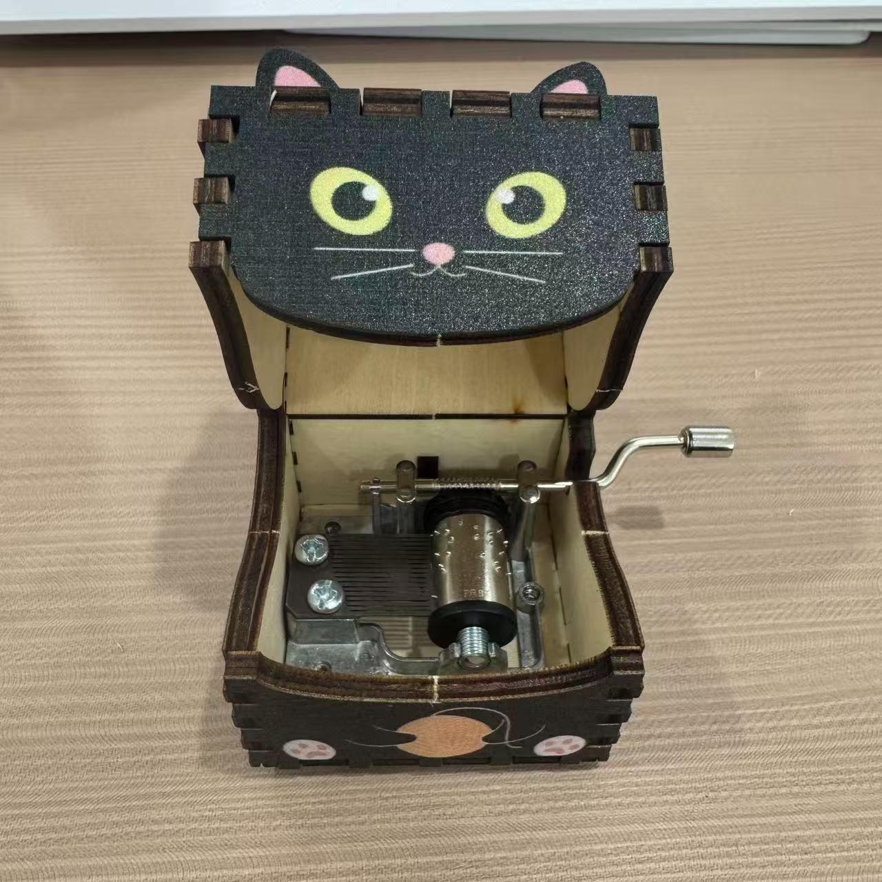 Wooden Music Box DIY Craft Cartoon Animal Gift, Hand-Cranked Octave Toy, Parent-Child Interaction Fun Time