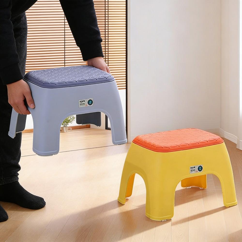 1pc Luxury Leather Texture Plastic Stool, Non-Slip Load-Bearing Home Living Room Bathroom Seat, Stackable Space Saving Camping Portable Chair