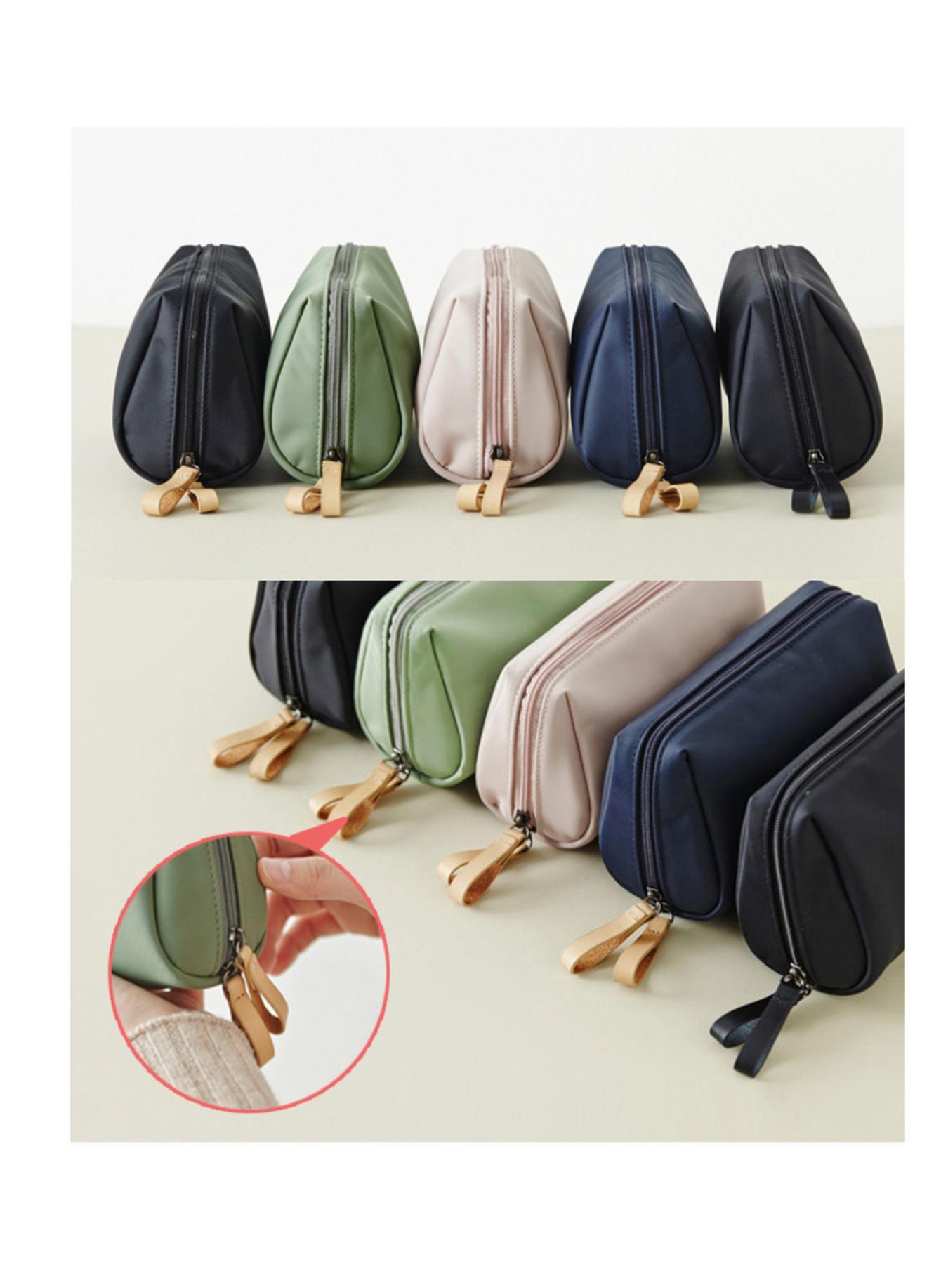 Women's Travel Makeup Bag, Compact Lipstick Organizer, Zippered Tote, Lightweight Portable, Multi-Compartment, Ideal for Daily Use & Outdoors