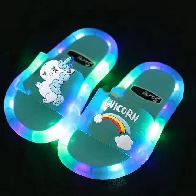 Girl Slippers Children LED Kids Slippers Baby Bathroom Sandals Kids Shoes for Girl Boys Light Up Shoes Toddler