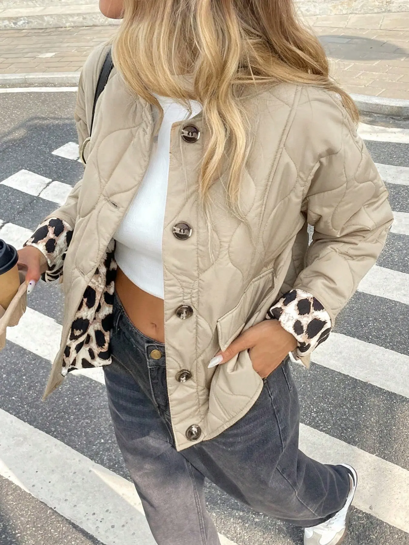 Women's Plaid Quilted Jacket, Lightweight Warm Short Coat, Leopard Inner Lining, Foldable Sleeve Design, Fall Winter Casual Outerwear, Aesthetic