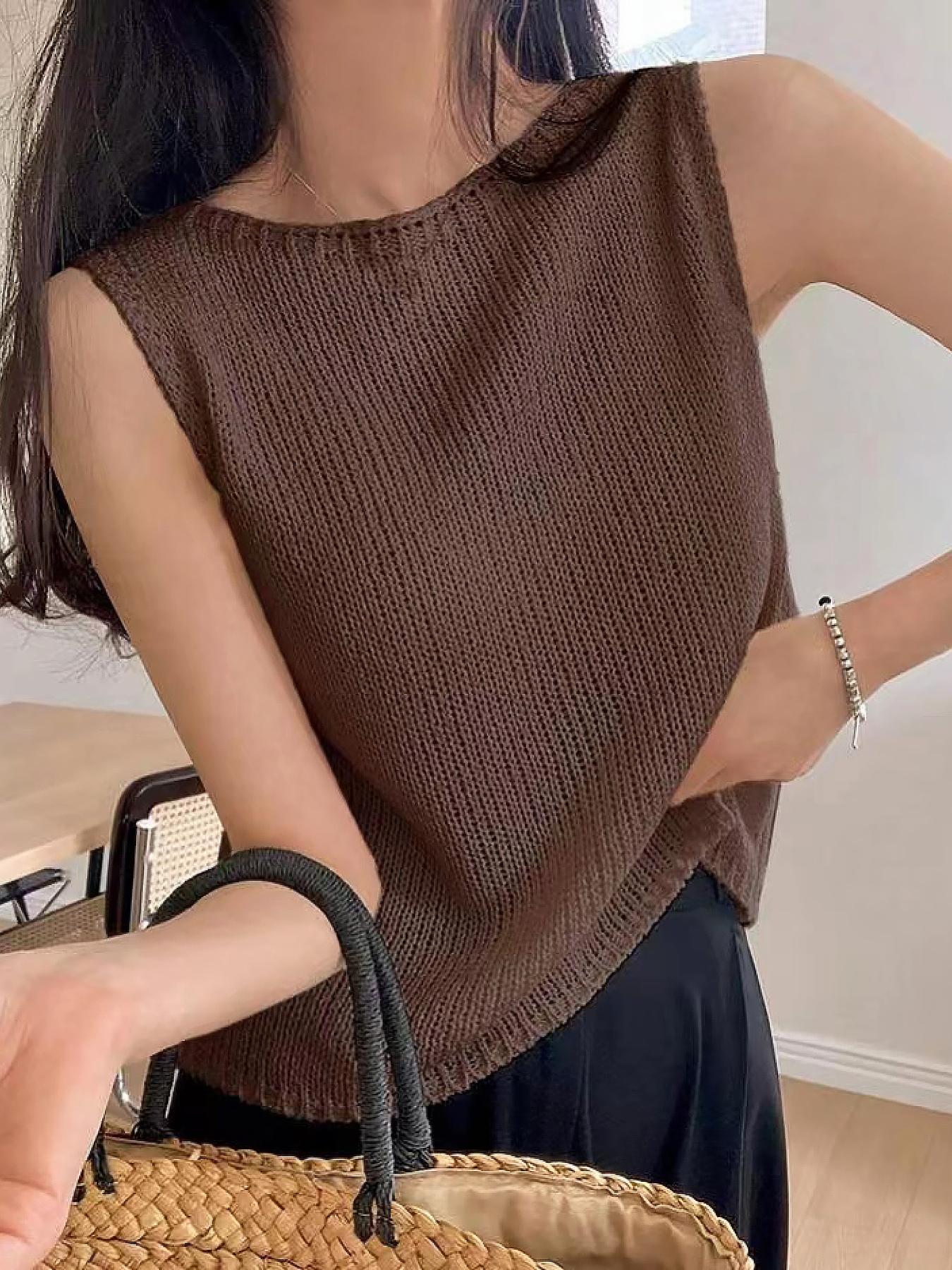 Women's Solid Round Neck Sweater Vest, Casual Sleeveless Knitwear Top for Spring & Summer, Women's Clothing for Daily Wear