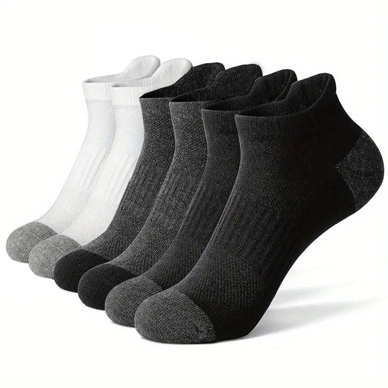 Large size men's short socks mesh breathable ear-lifting sports socks wholesale spring and summer black and white short cotton socks