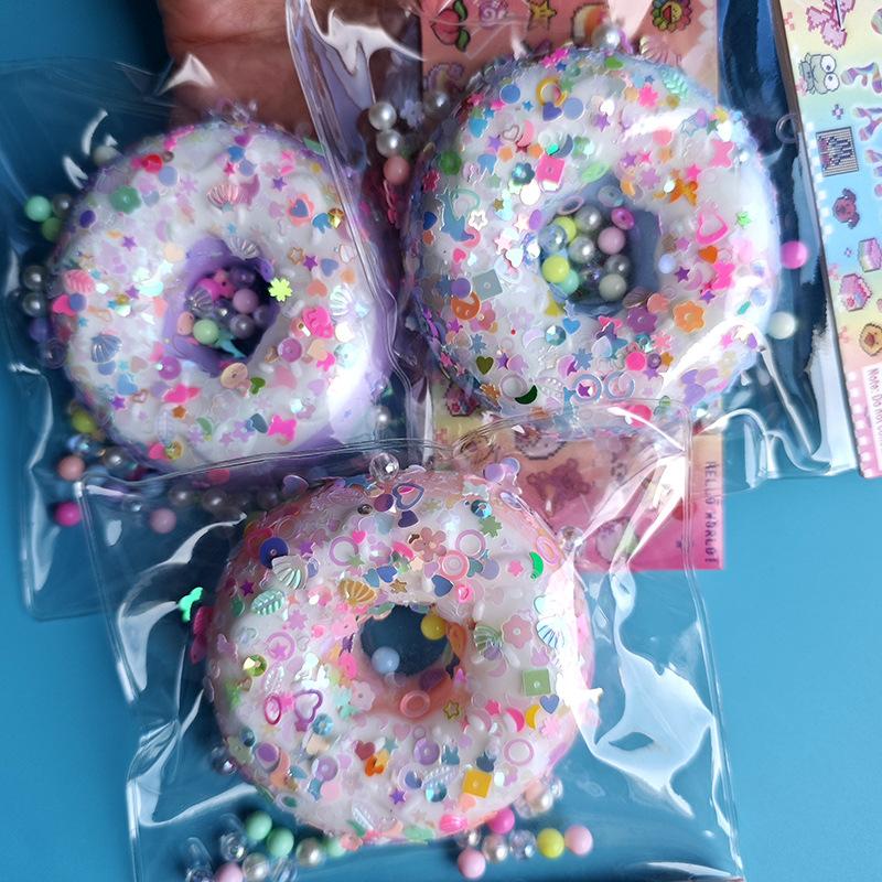 Simulated donut stress-relief toy, jelly stress-relief beads, stress-relief gadget, stall toy.