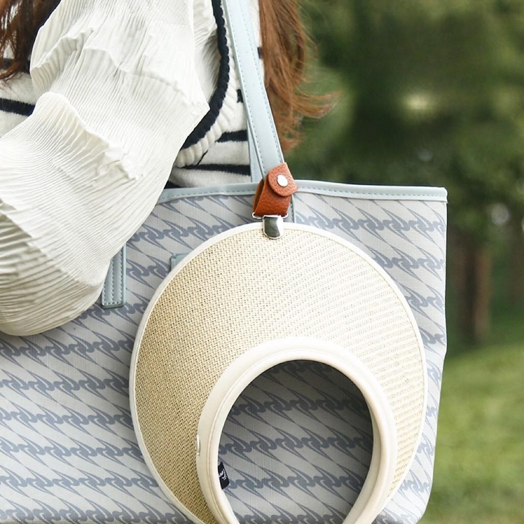 4 Pack PU Leather Multi-Functional Hat Rack Clips, Securely Hang Hats on Bags or Luggage, Travel Camping Outdoor Adventure, Compact Durable Easy Use