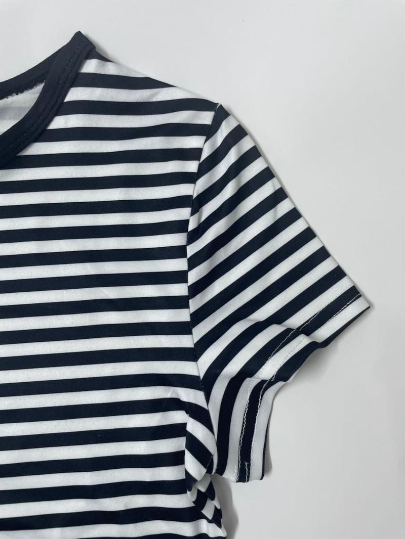 Women's Striped Print Crew Neck Crop Tee, Casual Slim-fitting Short Sleeve T-shirt, Ladies Summer Clothes for Daily Wear, Round Neck Top