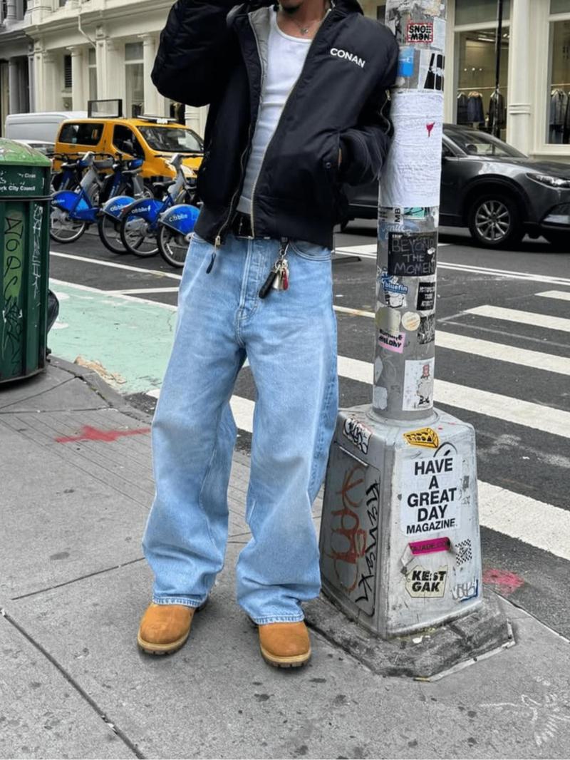 Men's Fashionable Washed Denim Jeans, Versatile Street Style Pants, High-Street Trendy Loose-Fit Design, Perfect for Casual