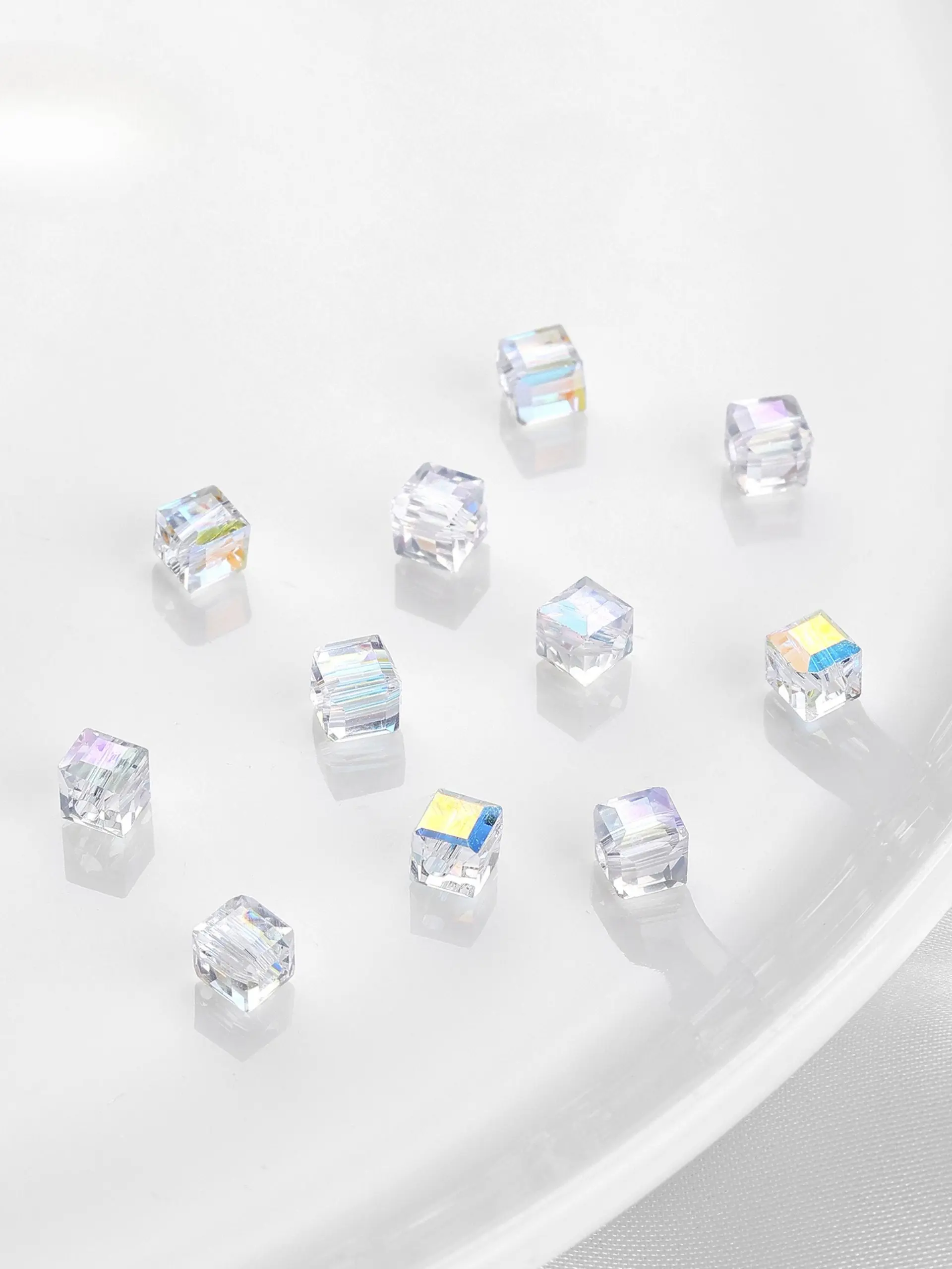 20pcs Cube Beads, Square Glass Beads, DIY Bracelet Necklace Earring Accessories, Perfect Gift, Party Decorative Beads