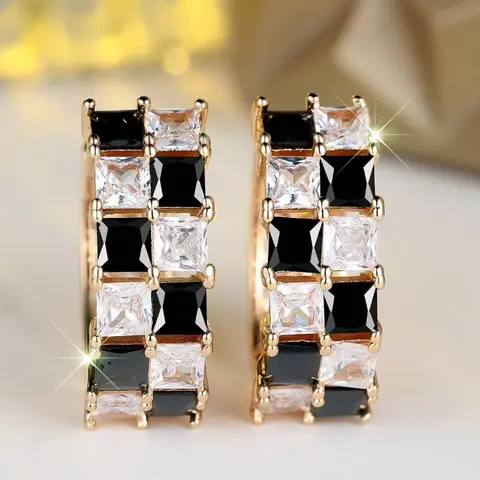 Elegant Zircon Chessboard Geometric Round Earrings, Fashionable Ladies' Party Jewelry, Versatile and Stylish Ear Cuffs, Elegant Minimalist Earrings, Statement Earrings, Rounded Earrings, Ear Hoops