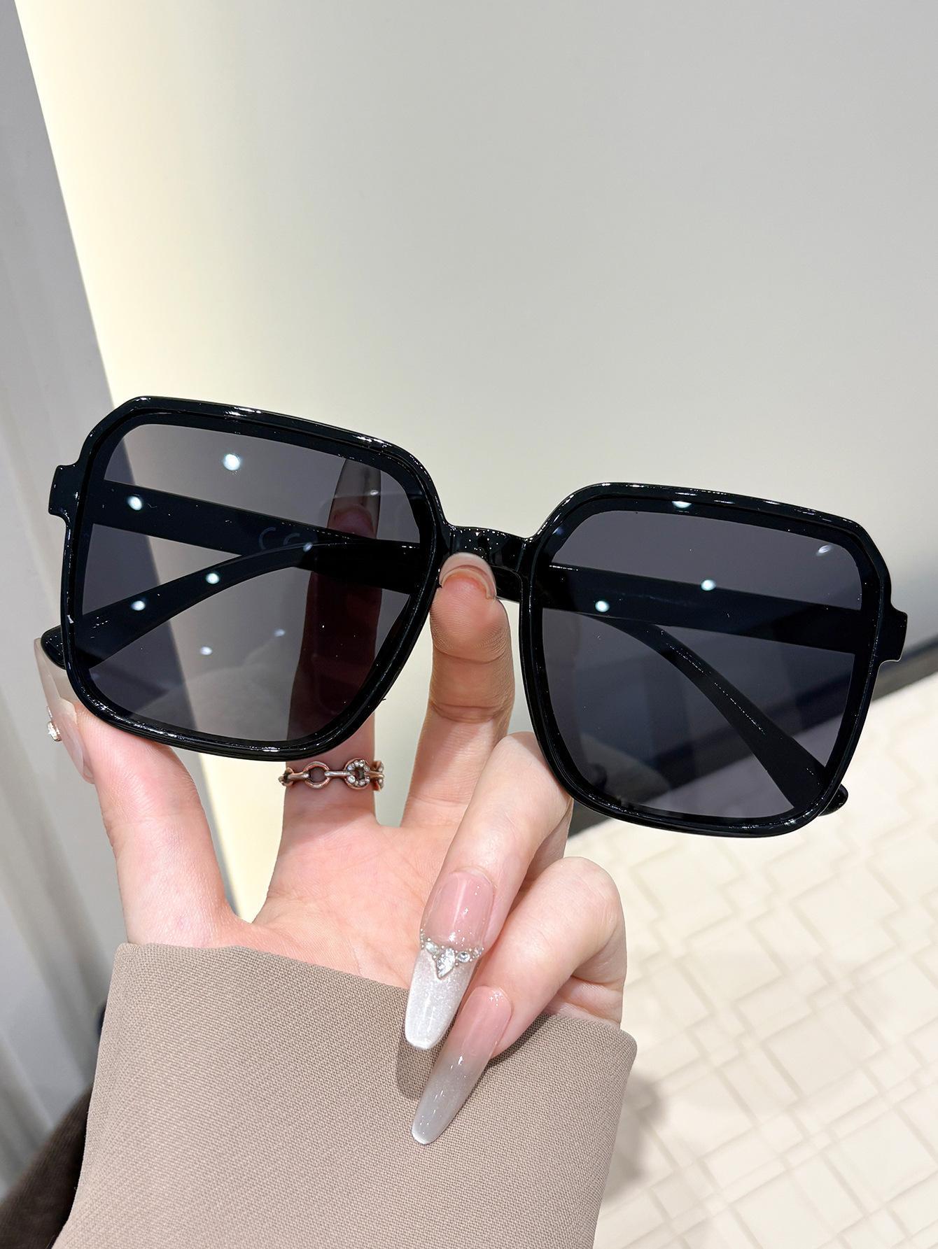 Women's 6Pcs Large Square Sunglasses Bulk Set - Tortoiseshell, Jelly Color PA Frames, Anti-UV Tinted Lenses, Trendy Oversized Fashion Eyewear for Daily Travel, Beach Female Wear, Anti-Uv Lenses