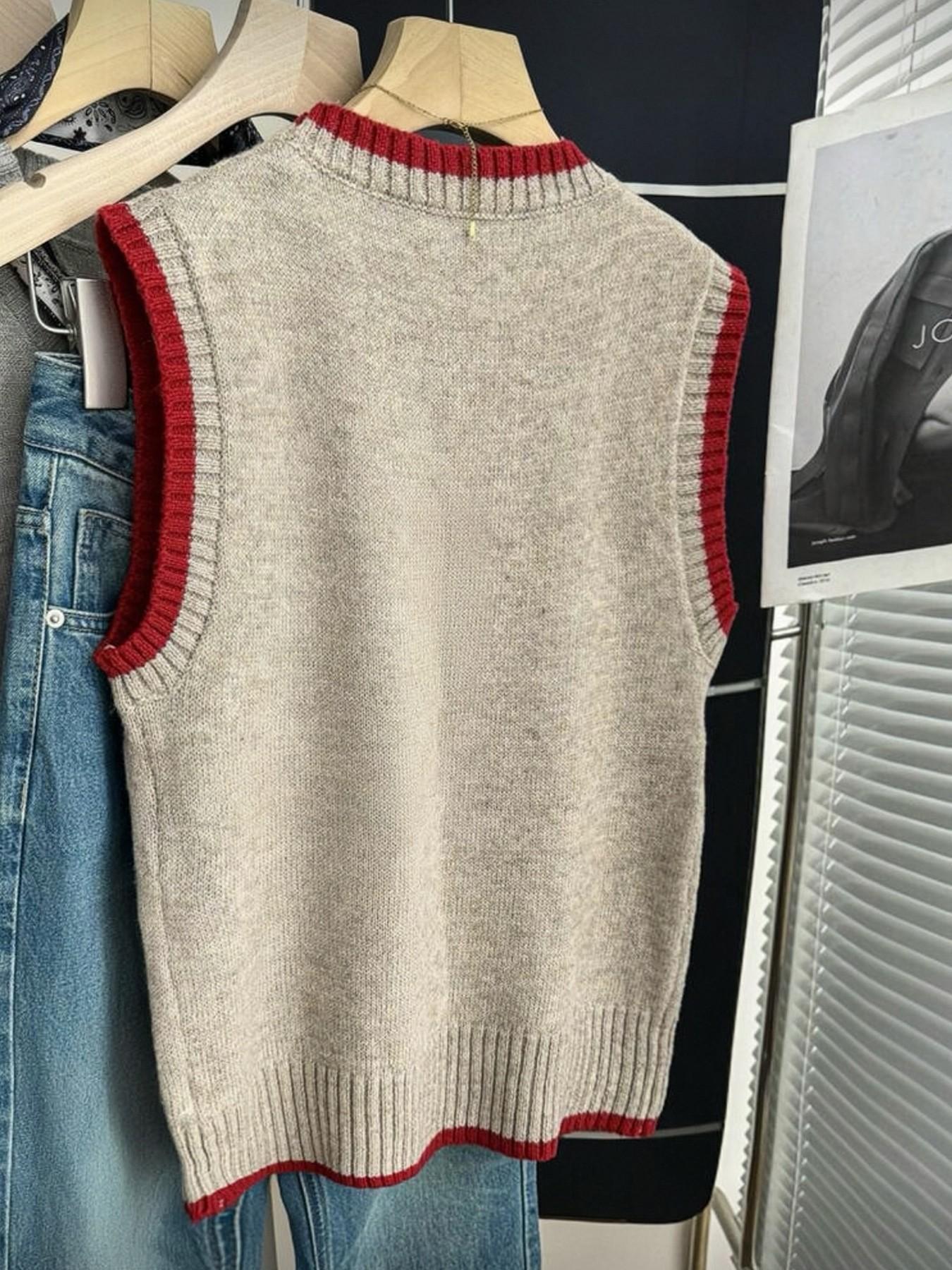 Spring & Fall Colorblock Heart Casual Versatile Vest Pullover, Simple Fashion Leisure Fit, Valentine's Day Sweater Vest