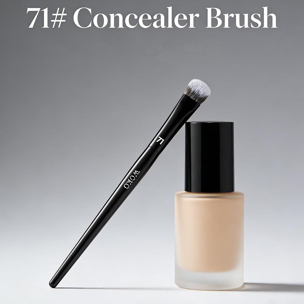 Pro71 Angled Concealer Brush, Buildable Coverage, Professional Concealer Blending, Liquid Cream Makeup Tool, Ideal for Precision Application