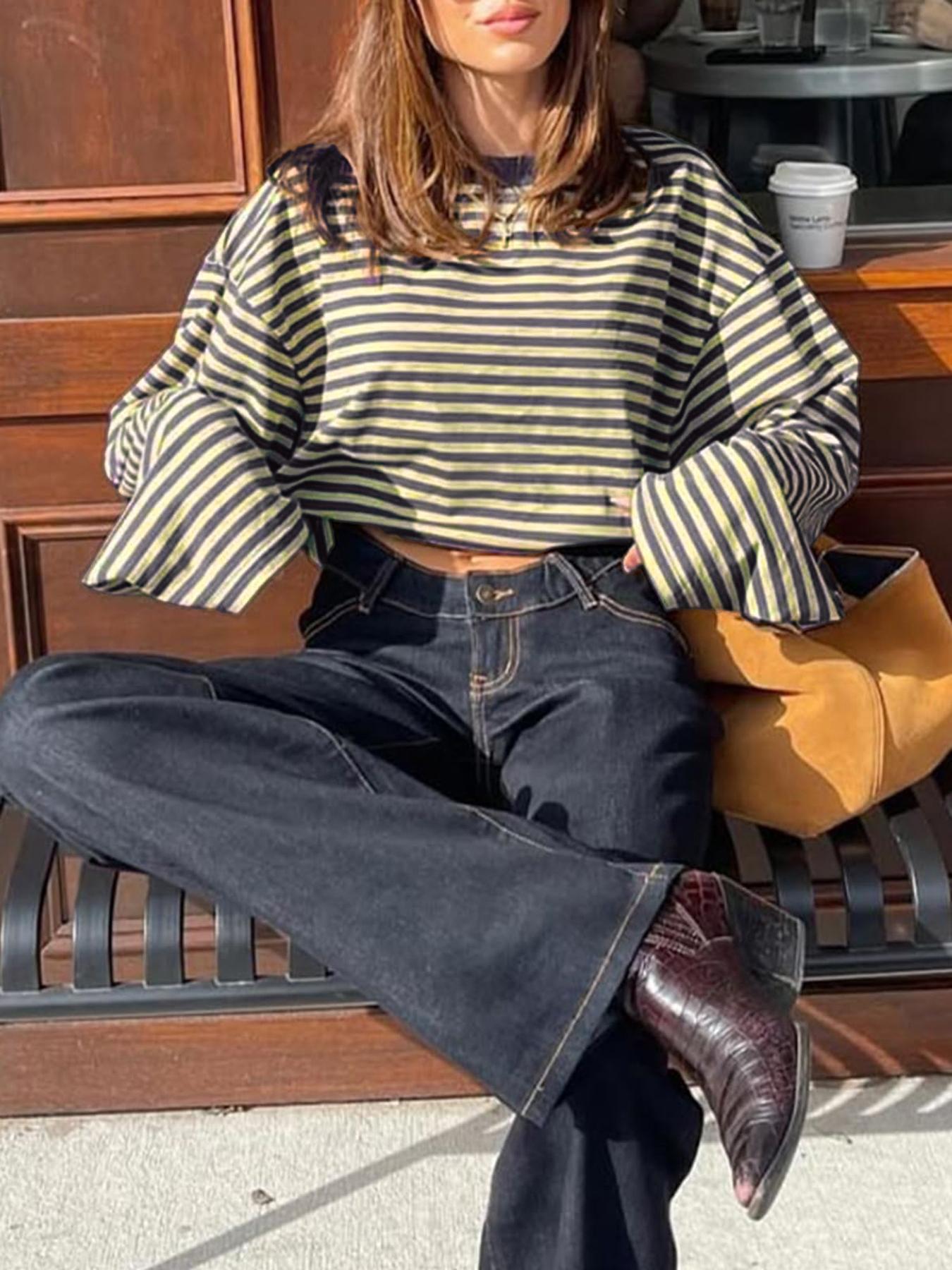 Valentine's Day Women's Minimalist Striped Casual Long Sleeve Sweatshirt Top, Loose-Fit Knit Fabric, All-Season Wear, Moderate Thickness