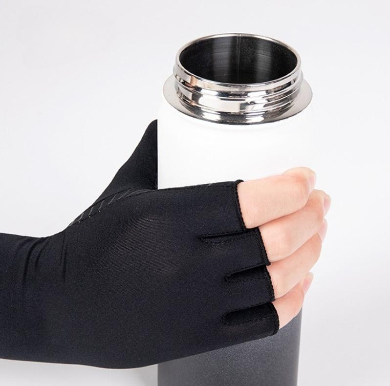 Copper Fiber Compression Gloves for Men – Fingerless Breathable Gym Gloves with Full Palm Protection, Anti-Slip Workout Gloves for Weightlifting, Cycling & Daily Use