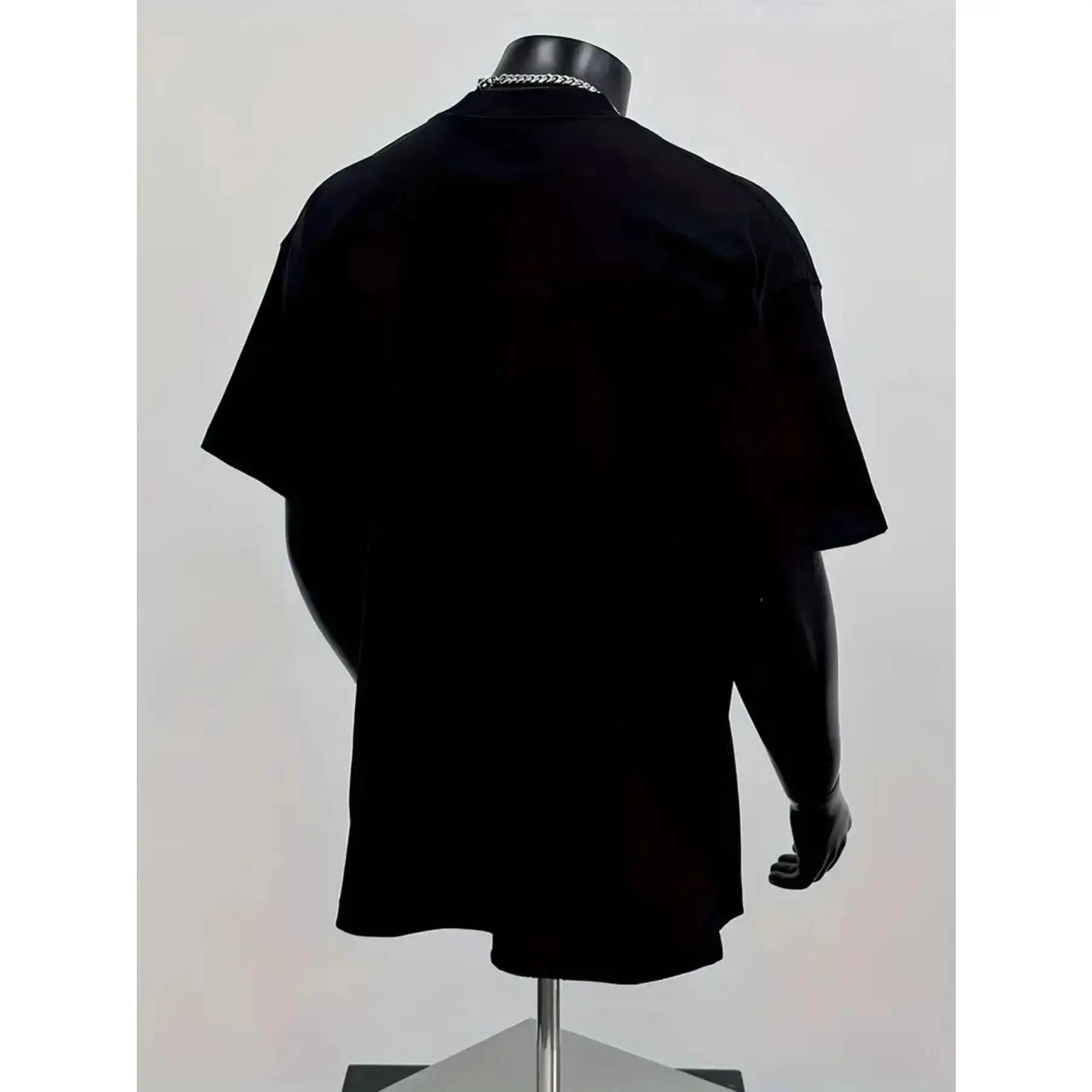 Men's Black Graphic TShirt with Stylish 'DEEBO'S' Bike Rentals Design Unique Summer Casual Tee Featuring Bicycle Illustration and Vintage 19 5 Los Angeles CA Text Ideal for Tattoo Retro Casual Short‑sleeved T‑shirt with a Round Neck
