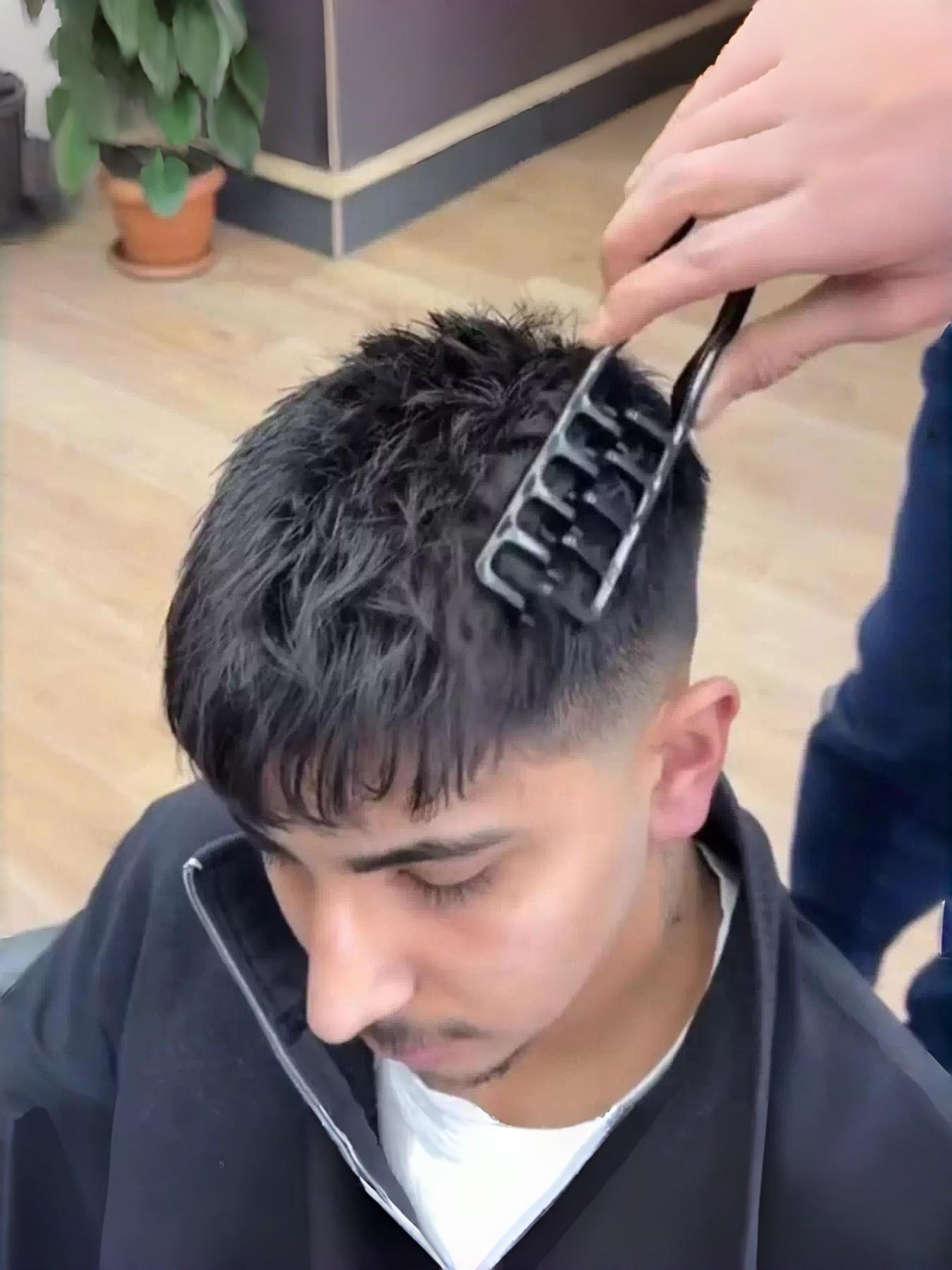 Unisex Textured Root Volumizing Comb, Magic Volumizer Hair Brush, Easy Root Texture Styling Tool, Professional Volumizing Comb, Essential for Voluminous Hairstyles