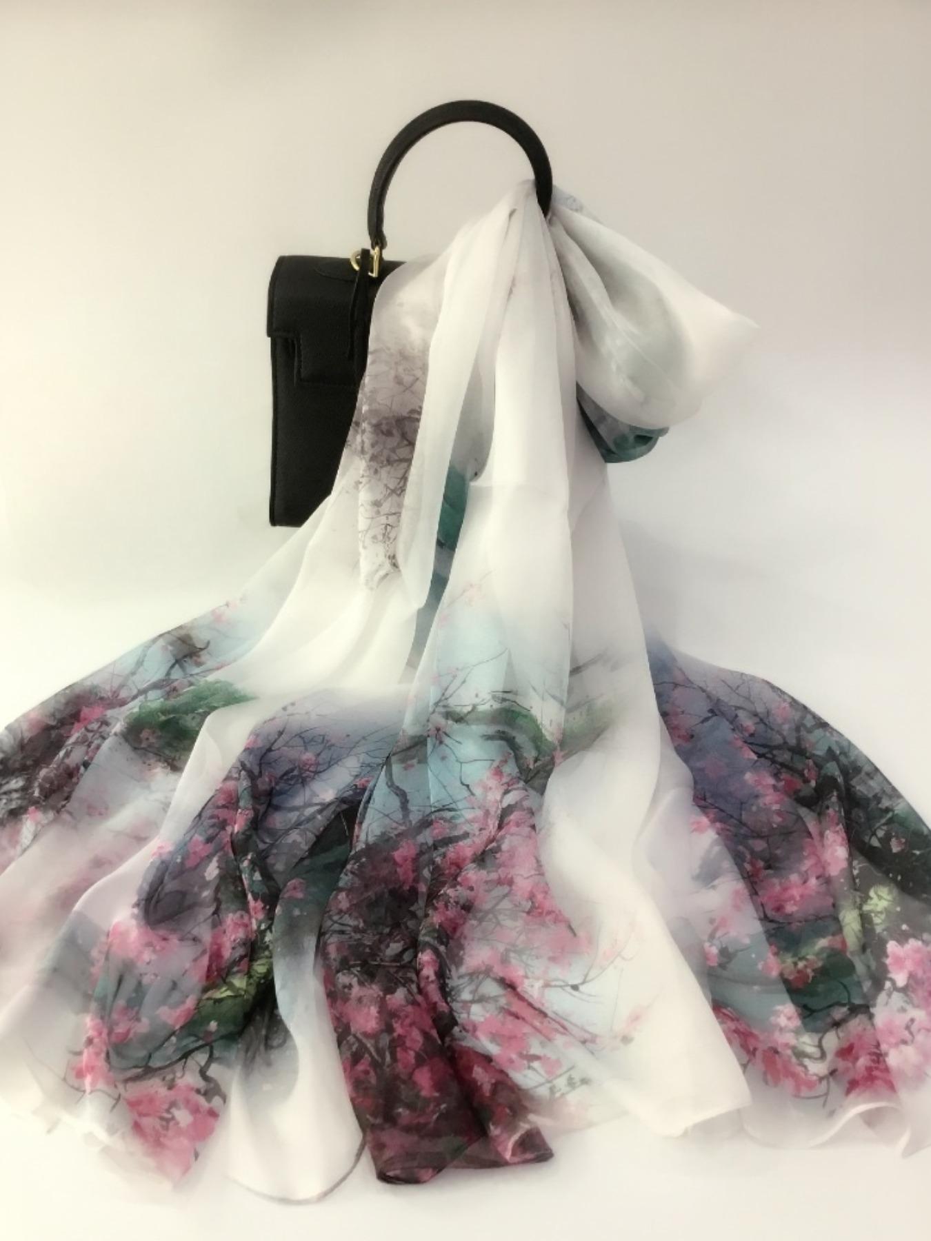175cm*110cm Printed Silk Shawl for Women, High-End Silk Scarf, Lotus Pattern, 100% Mulberry Silk, Soft and Breathable, Ideal Gift
