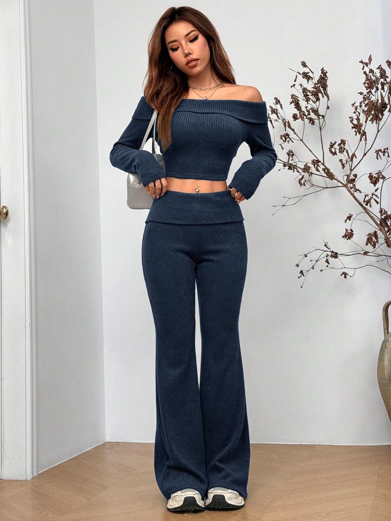 2026 Women's 2-Piece Matching Set, Off-The-Shoulder Long Sleeve Crop Top & High-Waist Flare Leg Pants, Sexy Y2K Ribbed Knit