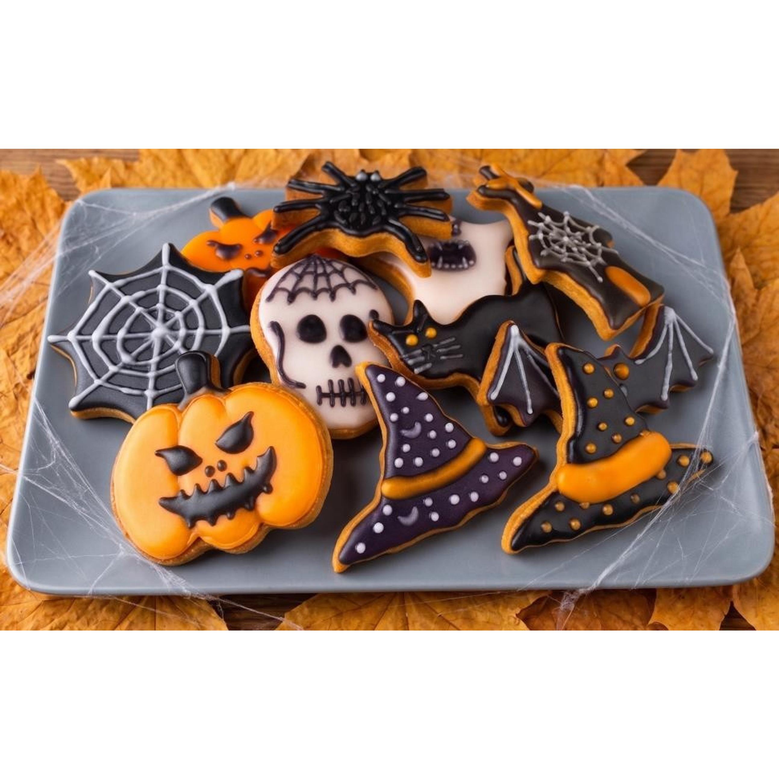 Halloween Cookie Cutters Set 9 Pieces, Metal Cookie Cutters Shapes - Bat, Ghost, Pumpkin, Cat, Witch's Hat, Spider, Spider Web, Skull, Tombstone, Stainless Steel Biscuit Molds for Party Decorations