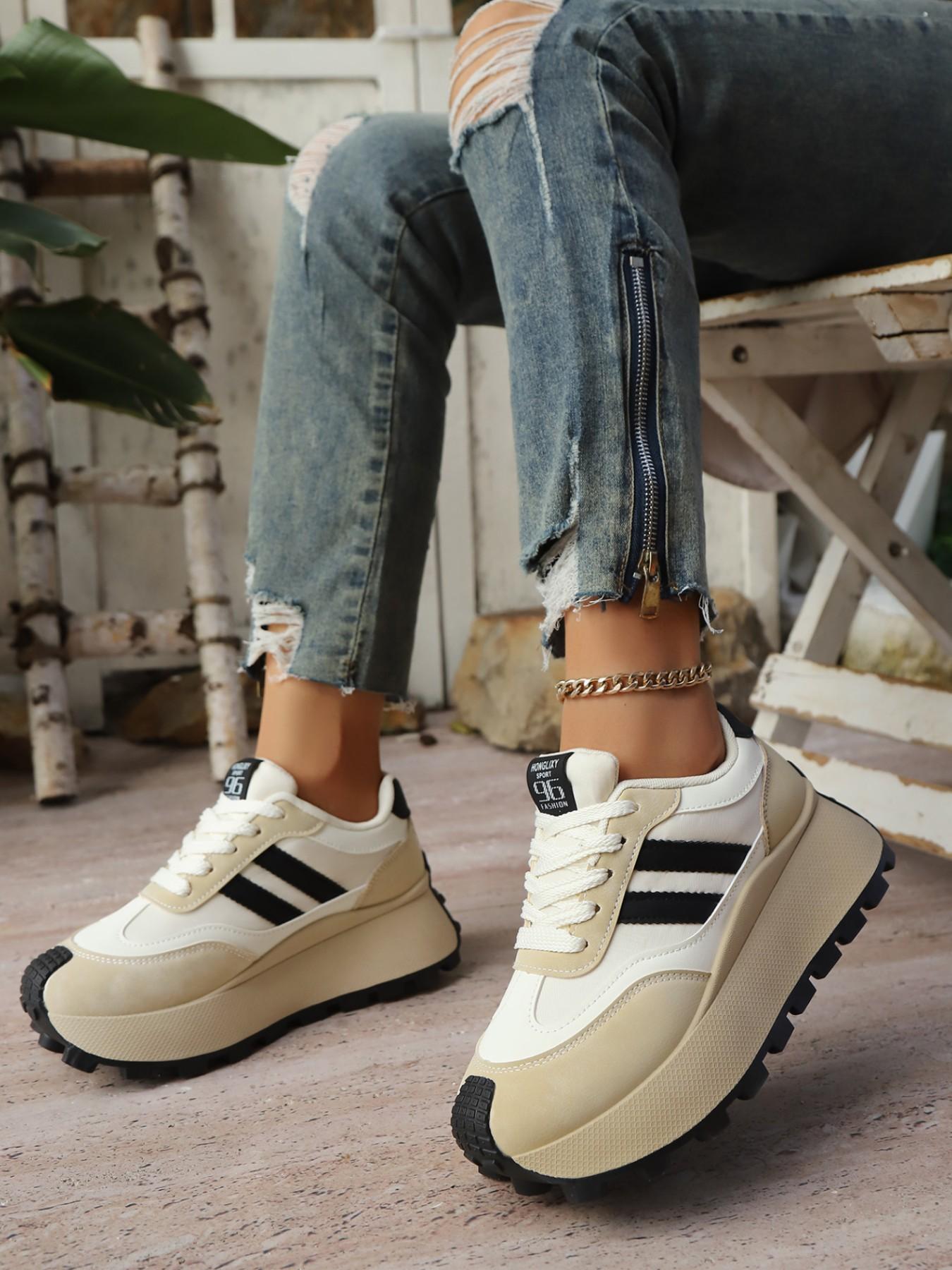 Women's High Top Sneakers, Sneakers Fashion Footwear, comfortable with fleece lining and thickened design for cold protection and warmth, winter outdoor boots, simple versatile design suitable for daily wear