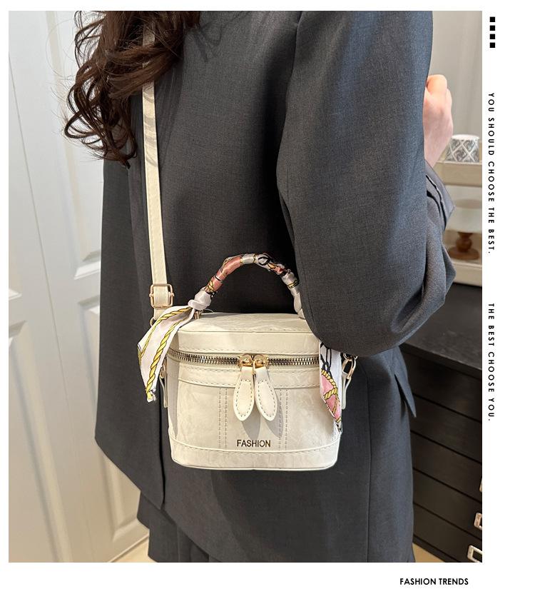Womens Square Crossbody Shoulder Bag Korean Style Adjustable Plain Purse Cute Lightweight Athletic Small Everyday Casual Messenger Shopping Travel