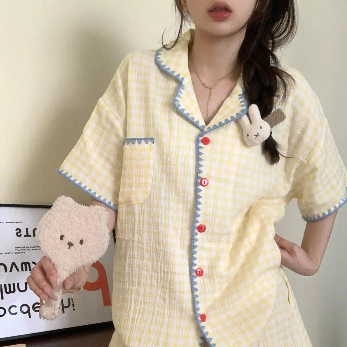 Cute Summer Color-Block Checkered Pajamas for Women: Short-Sleeve Set, Sweet Loungewear Two-Piece Set, Women's Summer Clothing