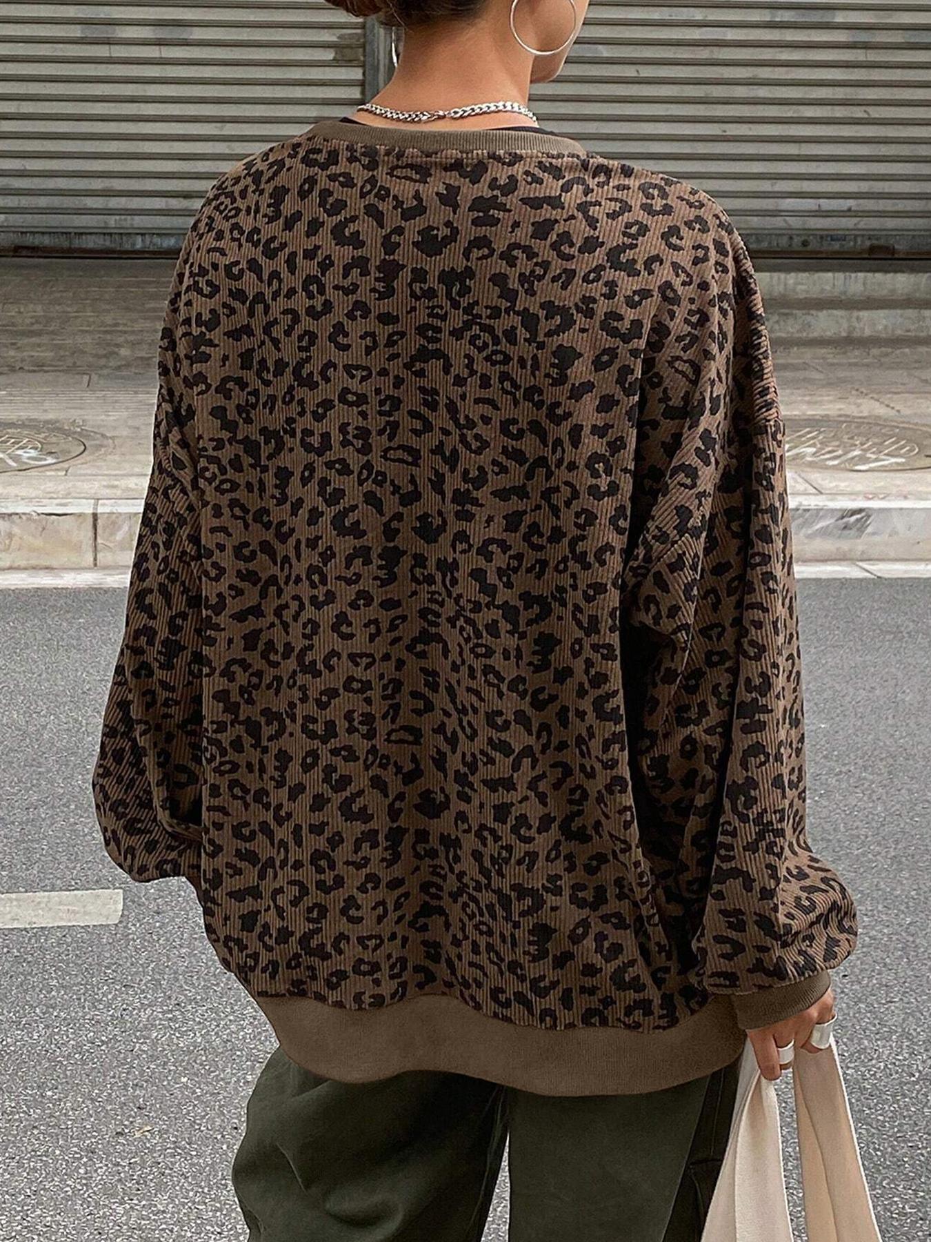 Women's Leopard Print Long Sleeve Round Neck T-Shirt Top, Loose Fit Casual Wear, Sexy Style for Spring & Fall Seasons